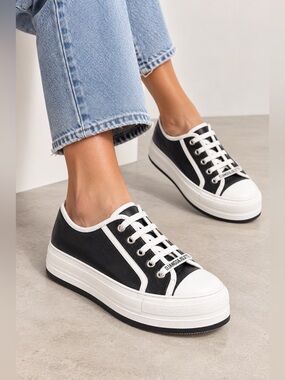 Django & Juliette Geno Black Leather Platform Sneakers EU 37 US 6.5 New